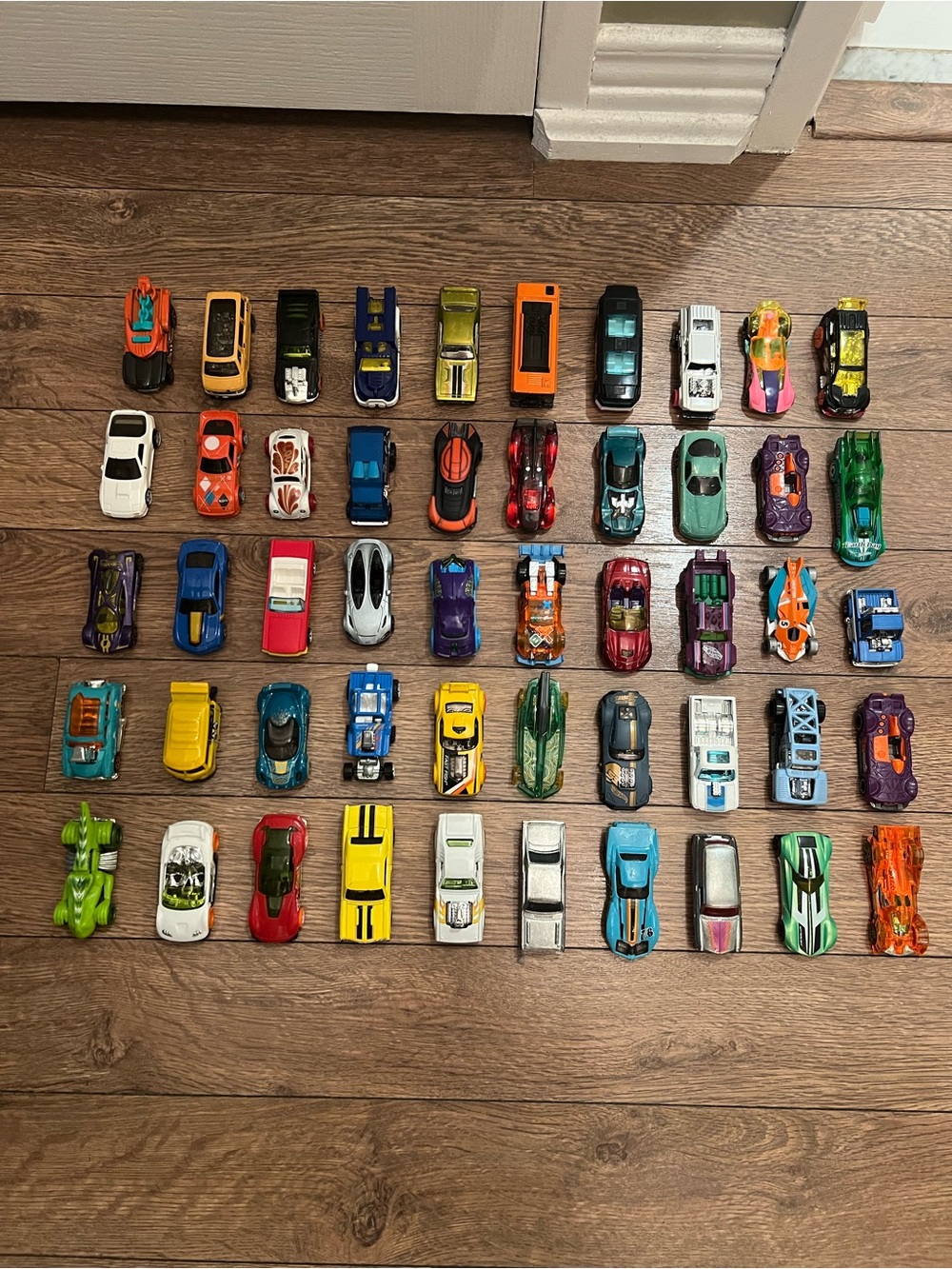 Lot of 50 Assorted Hotwheel Cars